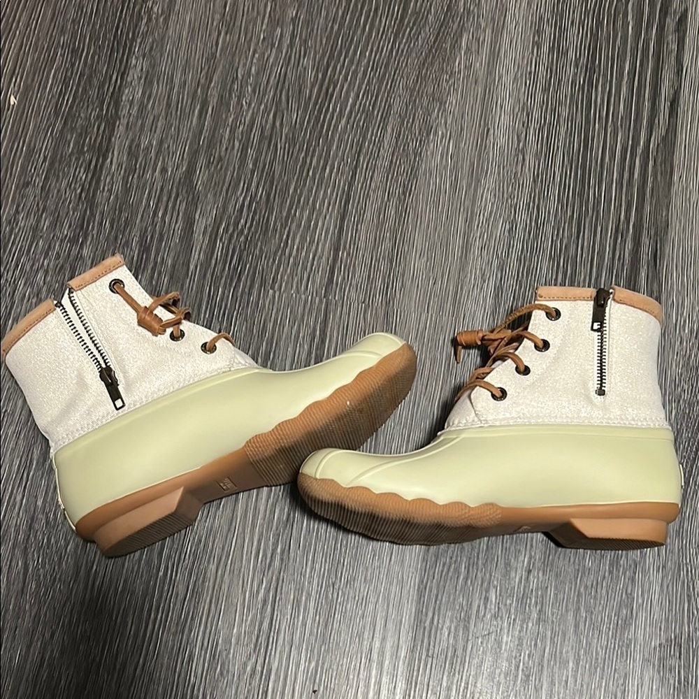 Sperry Cream and Tan Ankle Boots - Picture 5 of 7